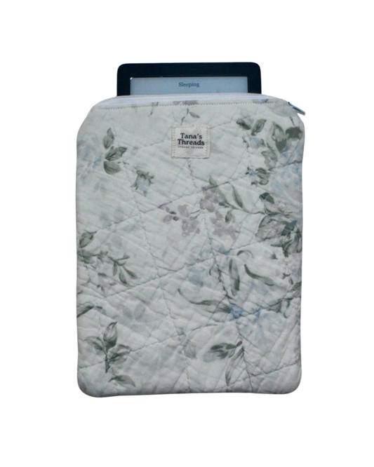 Large eReader Sleeve 3