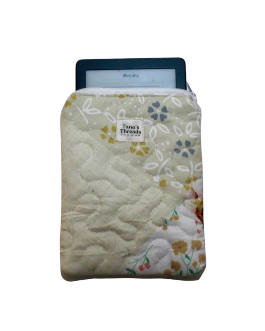 Small eReader Sleeve 1